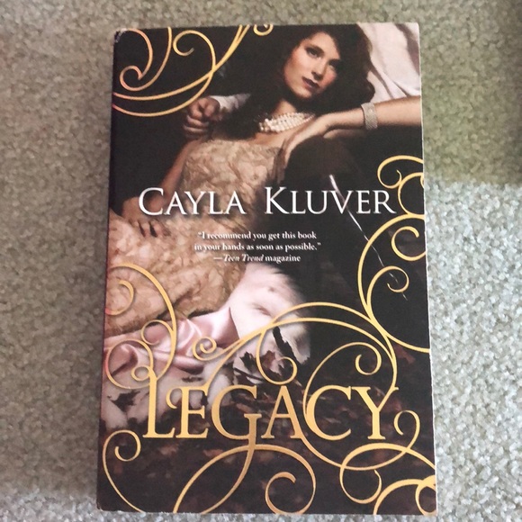 🌸 Book Bundle - Picture 2 of 8